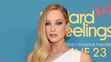 jennifer lawrence nakef|Jennifer Lawrence shocks fans by getting completely naked in。